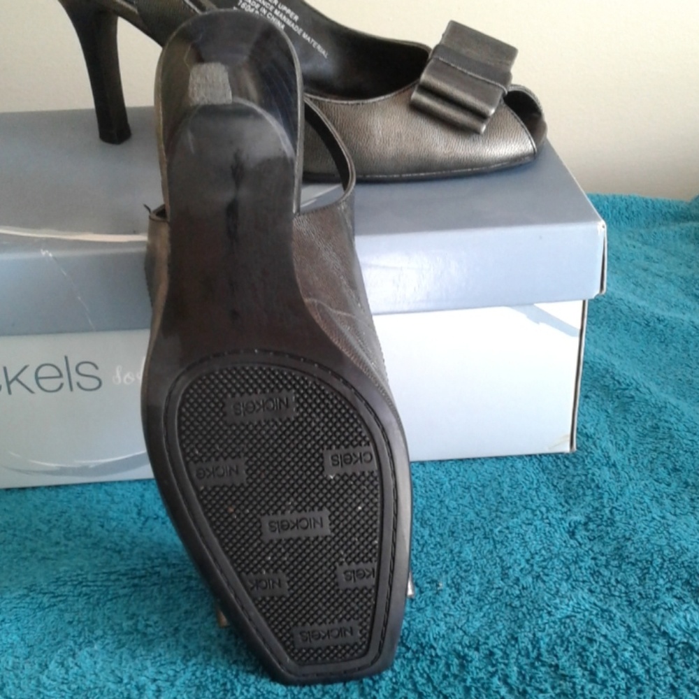 Shoes - Picture 3 of 3